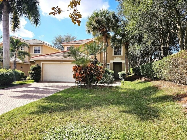 Building Photo - 7533 Topiary Ave