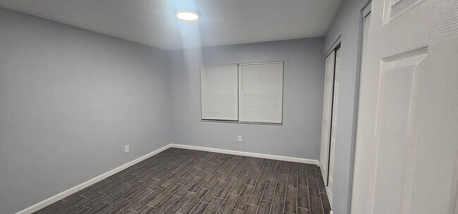 Building Photo - 5684 Tomoka Dr