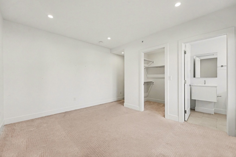 Building Photo - 232 Inca St