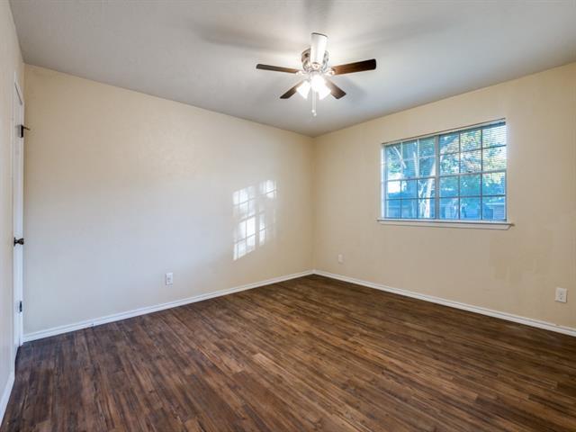 Building Photo - 1429 Amherst Dr