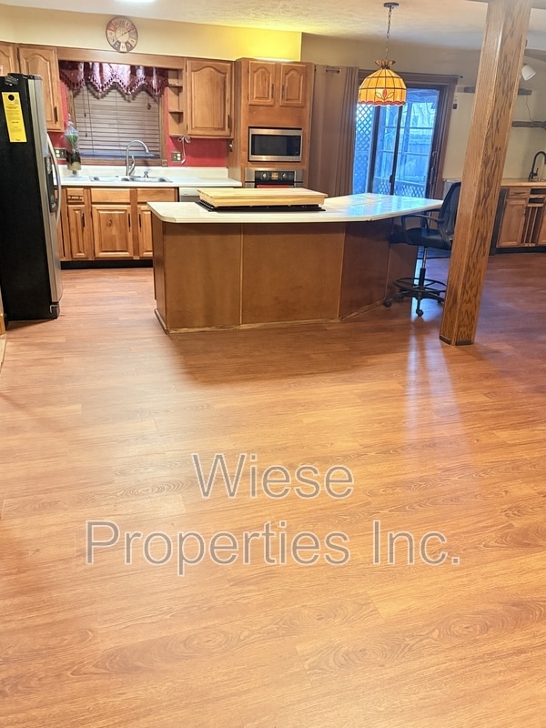 Building Photo - 509 Wingate Dr