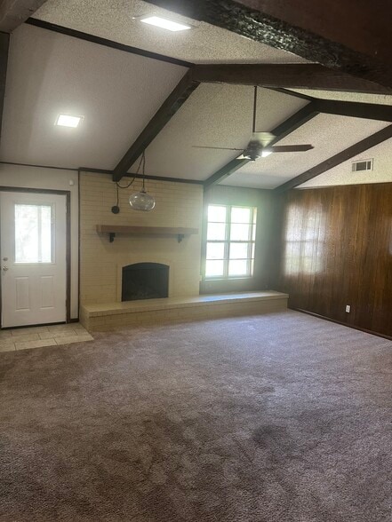 Building Photo - 2926 Briargrove Ln