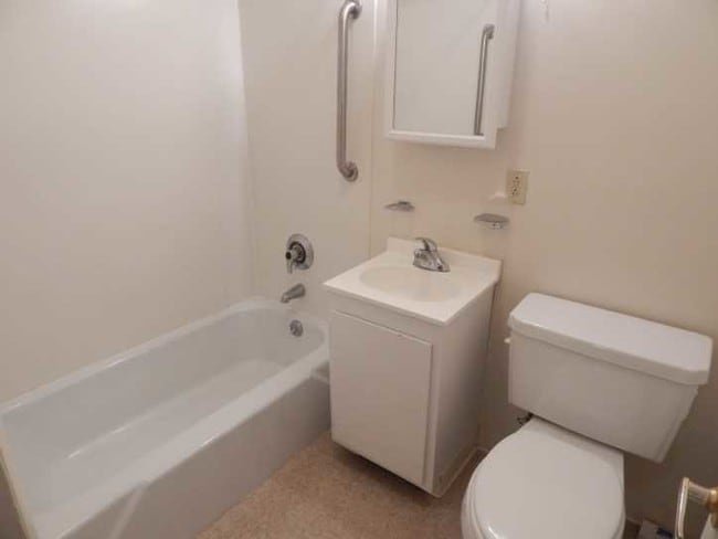 Bathroom - Meadow Landing