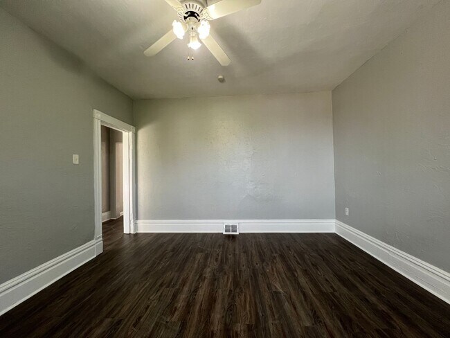 Building Photo - 3BR Retreat Minutes from The Waterfront Shopping & Dining