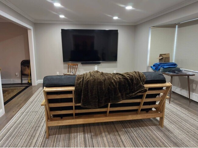 Building Photo - 107 Fairview Ave