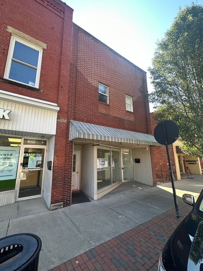 Building Photo - sbr112