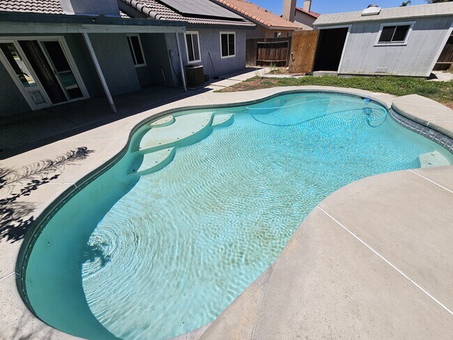 Primary Photo - 5400 Sugar Pine Dr