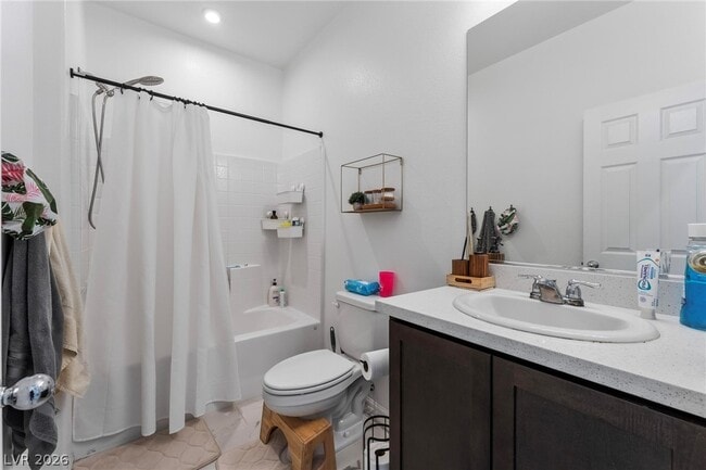 Building Photo - 1299 Raritan Pl