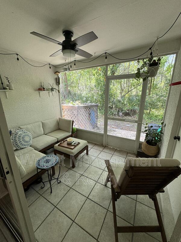 Building Photo - 12326 Berkeley Square Dr
