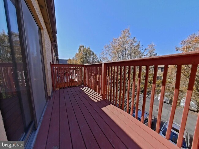 Building Photo - 828 N 26th St