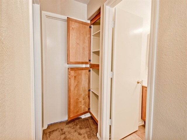 Building Photo - 8912 W La Reata Ave