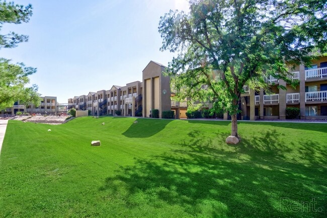 Building Photo - Pavilions at Pantano Apartments