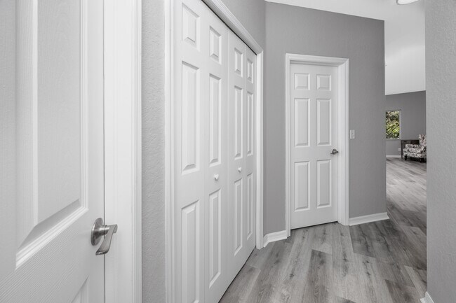 Building Photo - 4616 Mirabella Ct