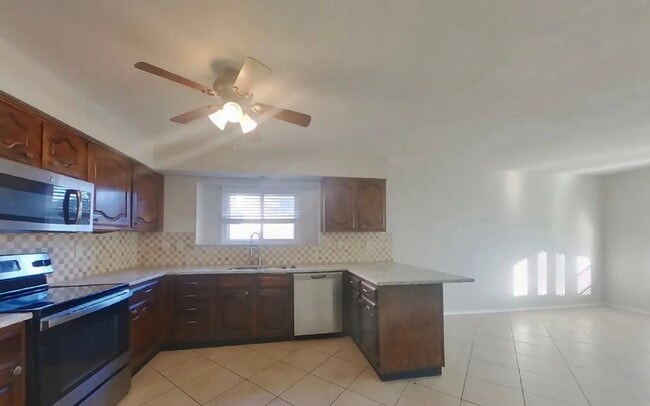 Building Photo - Special 3 bedroom in Lewisville