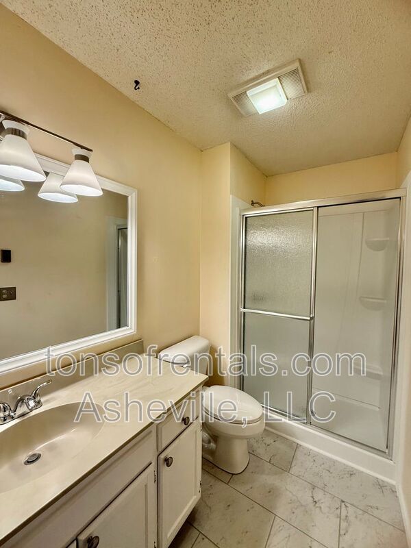 Building Photo - 181 N Britton Creek Ct