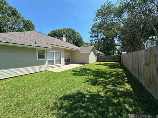 Building Photo - 4126 Stumberg Ln