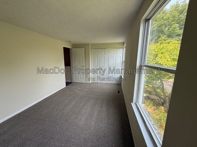 Building Photo - 4749 Hedrick Ln