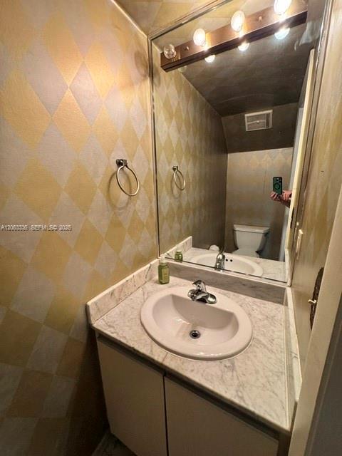 Building Photo - 10005 SW 77th Ct