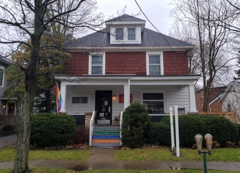 Building Photo - 45 Temple St