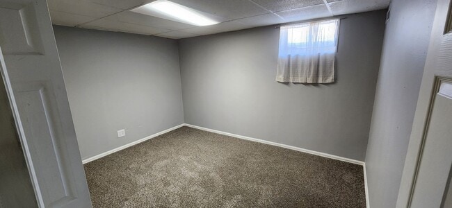 Building Photo - ALL PROSPECTIVE TENANTS MUST SUBMIT A $58 ...