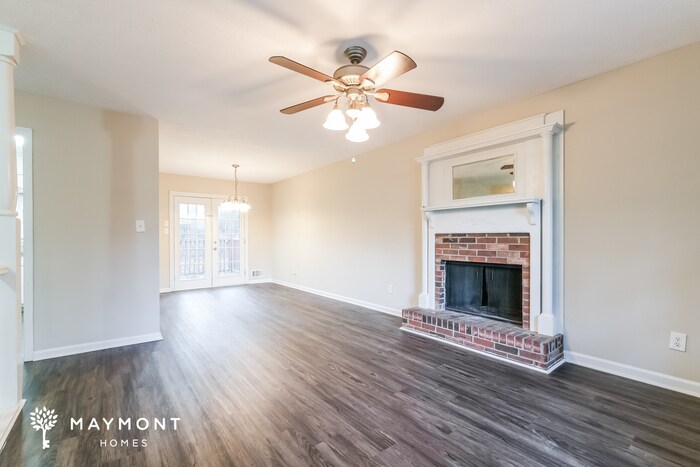 Building Photo - 563 Fawn Ct SE