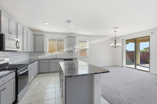 Building Photo - 7842 S New Strike Way