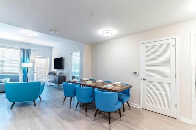 Building Photo - 4001 Breakview Dr