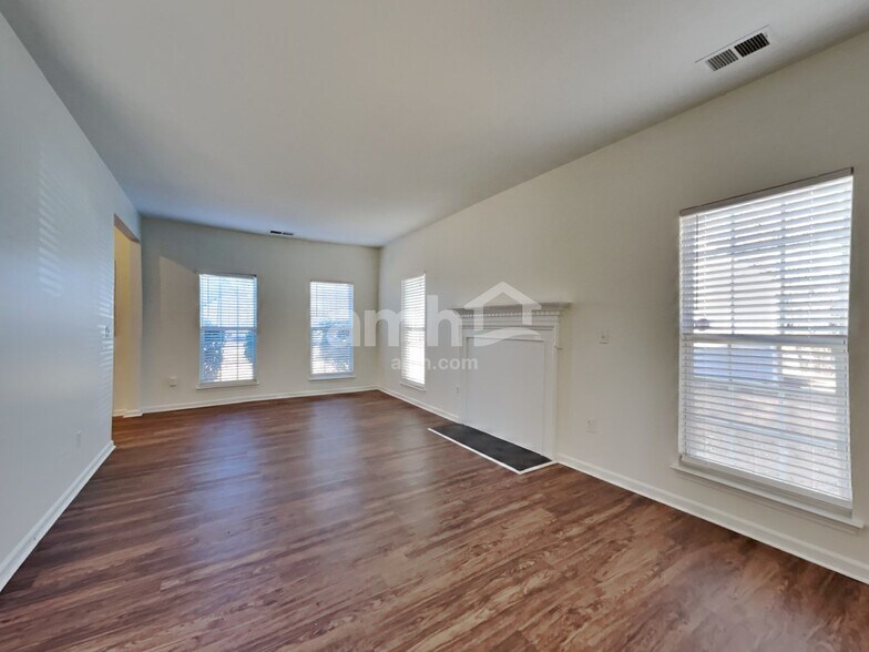 Building Photo - 11405 Hawk Roost Ct