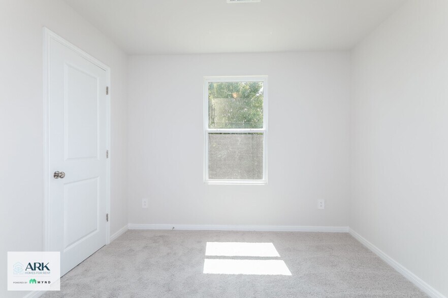 Building Photo - 14178 Green Wing Cir