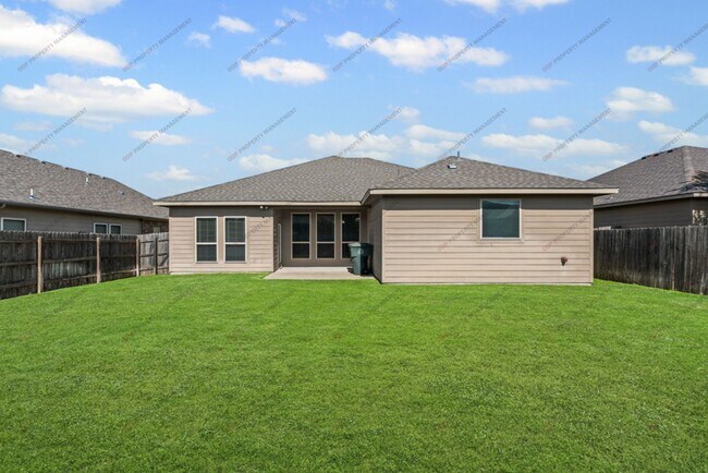 Building Photo - 513 Wedgwood Dr