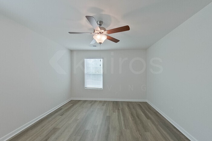 Building Photo - 125 Overstreet Way