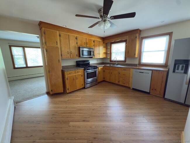 Building Photo - 65 1st Ave