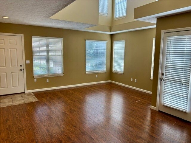 Building Photo - 503 Bridal Way Ct