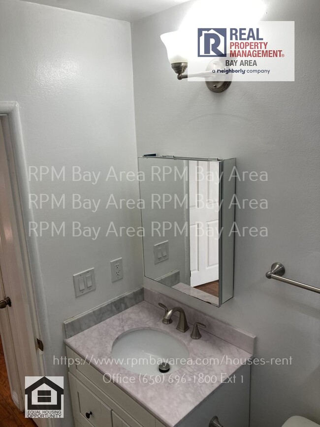 Building Photo - Rent Drop: 3 Bedroom 2 Bathroom San Mateo ...