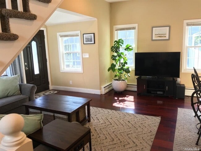 Building Photo - 175 Richmond Blvd