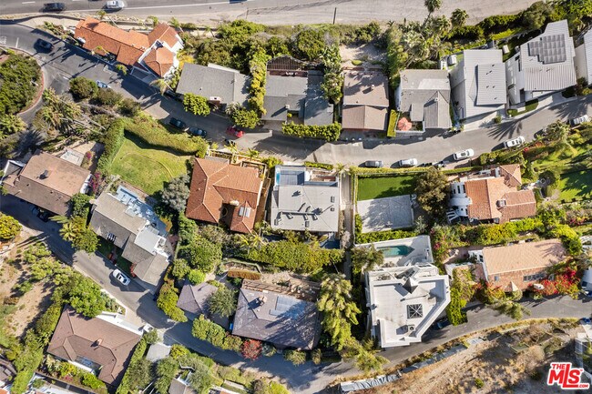 Building Photo - 17737 Porto Marina Way