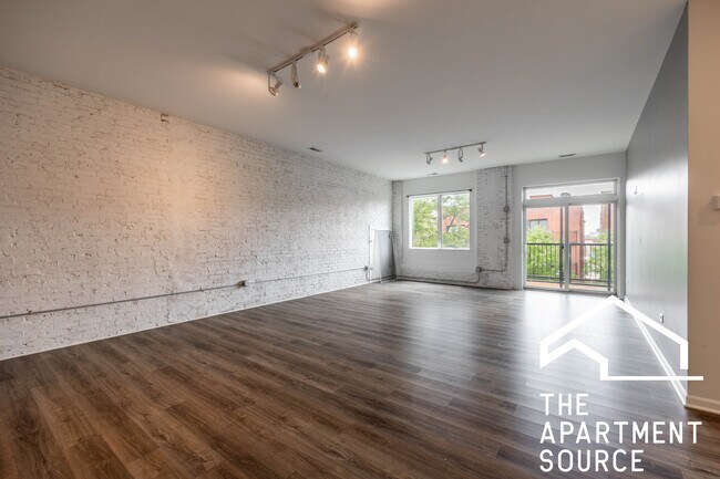 Building Photo - 2550 S Wabash Ave