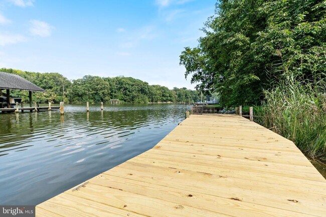 Building Photo - 45105 Mill Creek Way