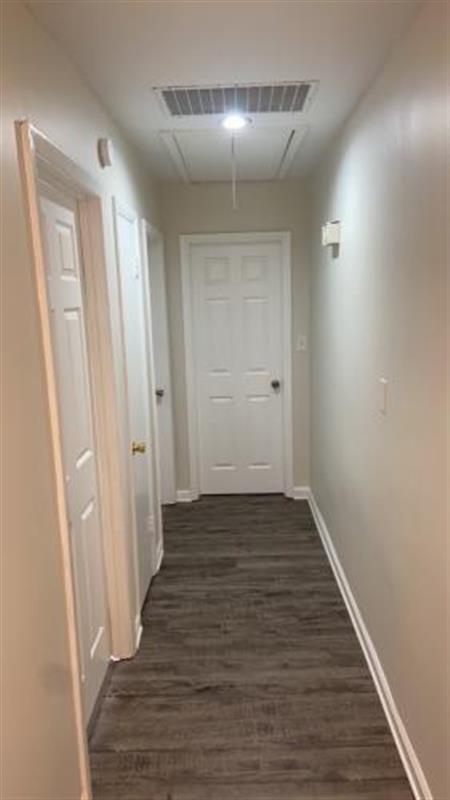 Building Photo - AFFORDABLE AND COMFORTABLE
