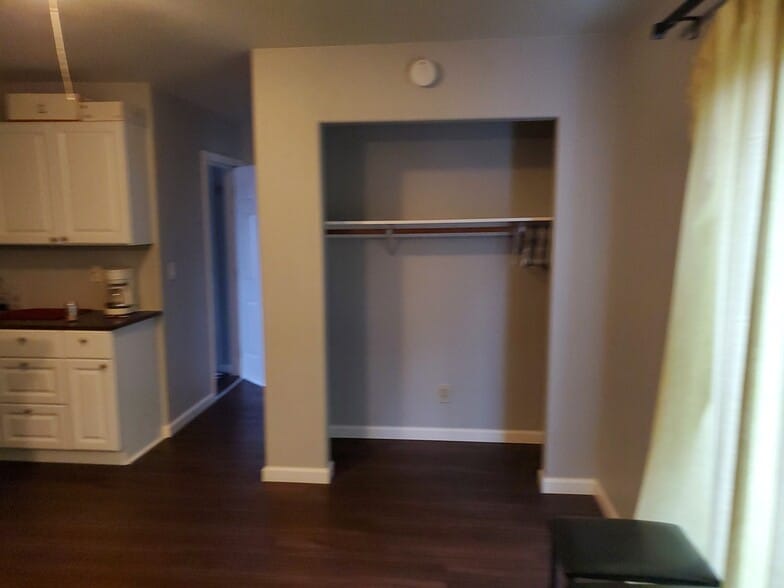 closet - 3502 Hawkins Ave