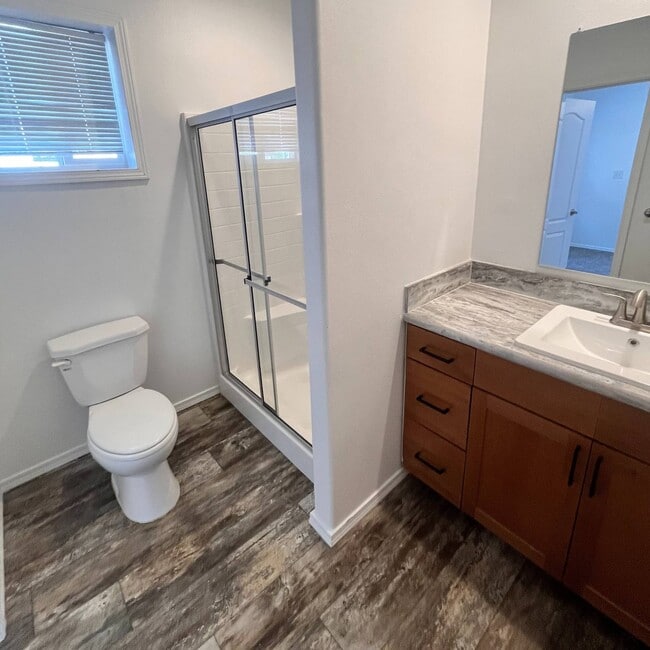 Building Photo - 4100 N Romero Rd