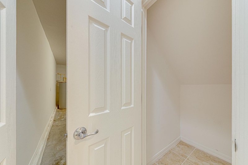 Building Photo - 2251 Waukegan Dr