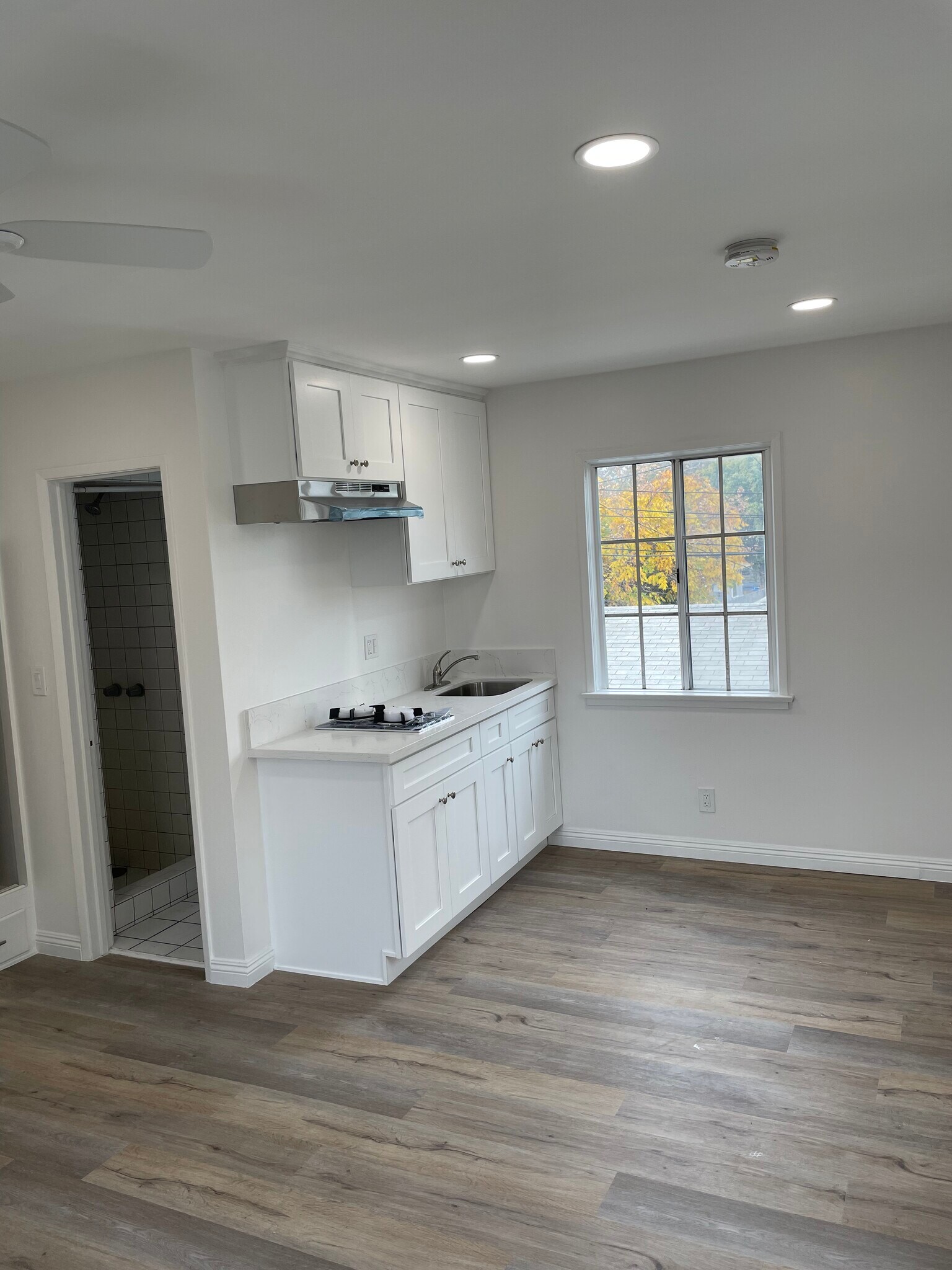 Building Photo - 3847 Girard Ave