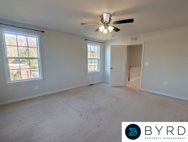 Building Photo - 1325 Claytor Ln