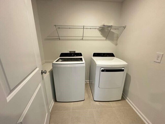 Building Photo - 1475 Loxley Trl