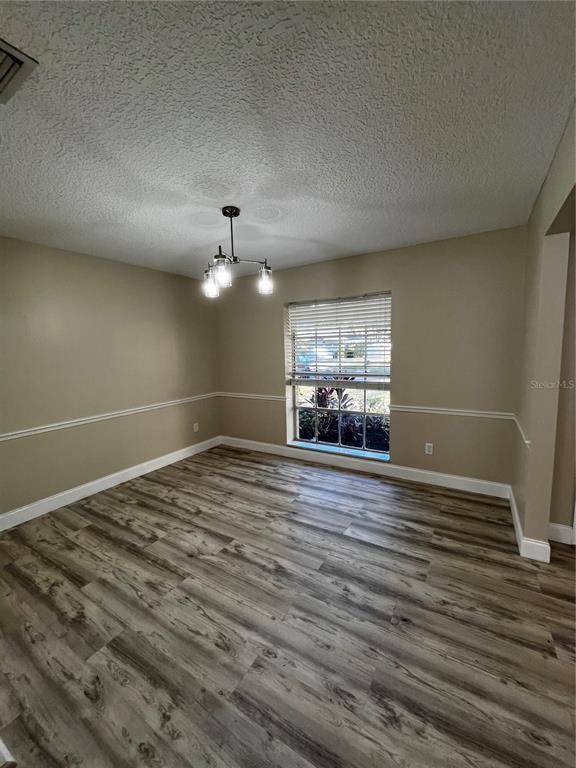 Building Photo - 1329 Medinah Ct