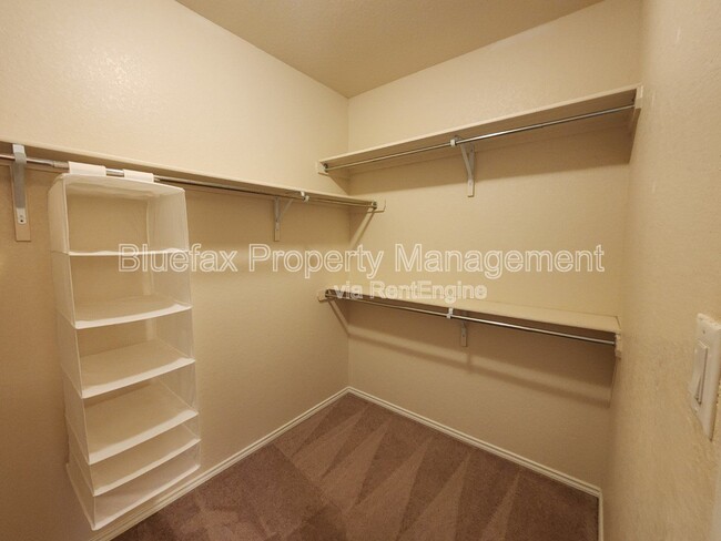 Building Photo - 11423 Sea Gull Ct