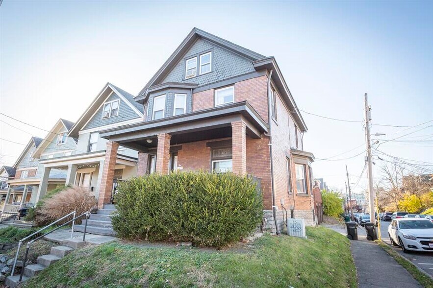 Building Photo - 2323 Moerlein Ave