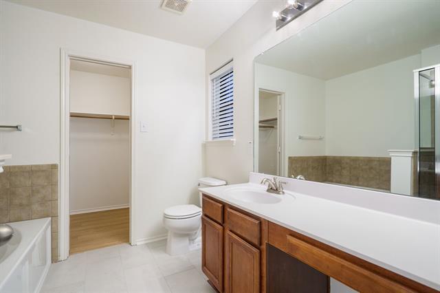 Building Photo - 14813 N Spring Ridge Cir