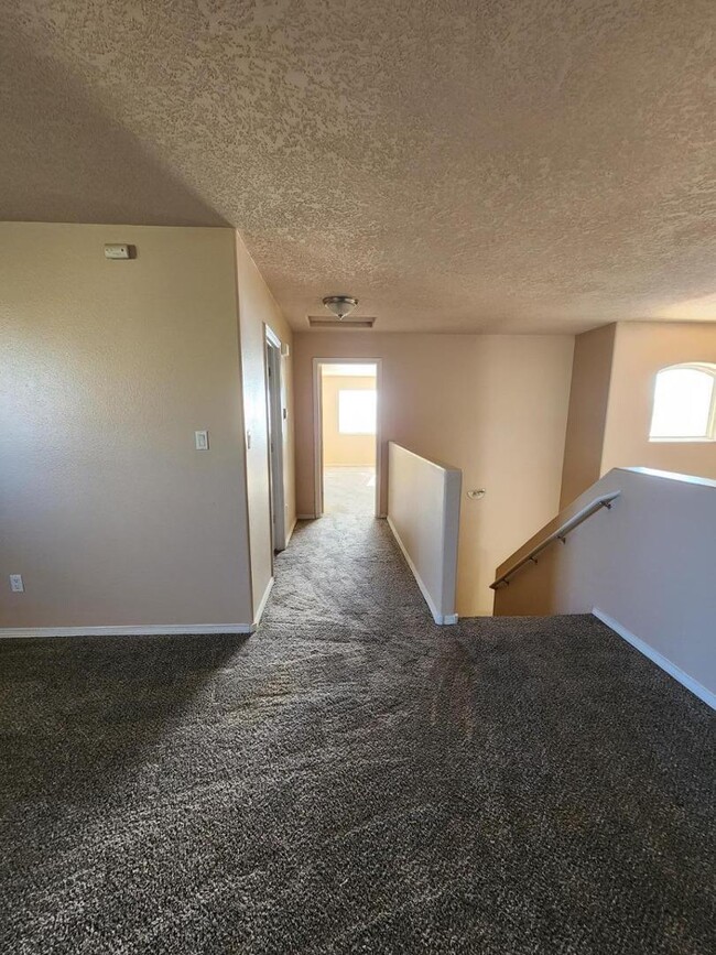Building Photo - 1735 Avenida Real
